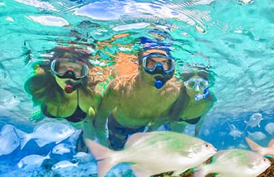 Are full-face snorkel masks safe? Traditional snorkel masks with big lenses are an alternative